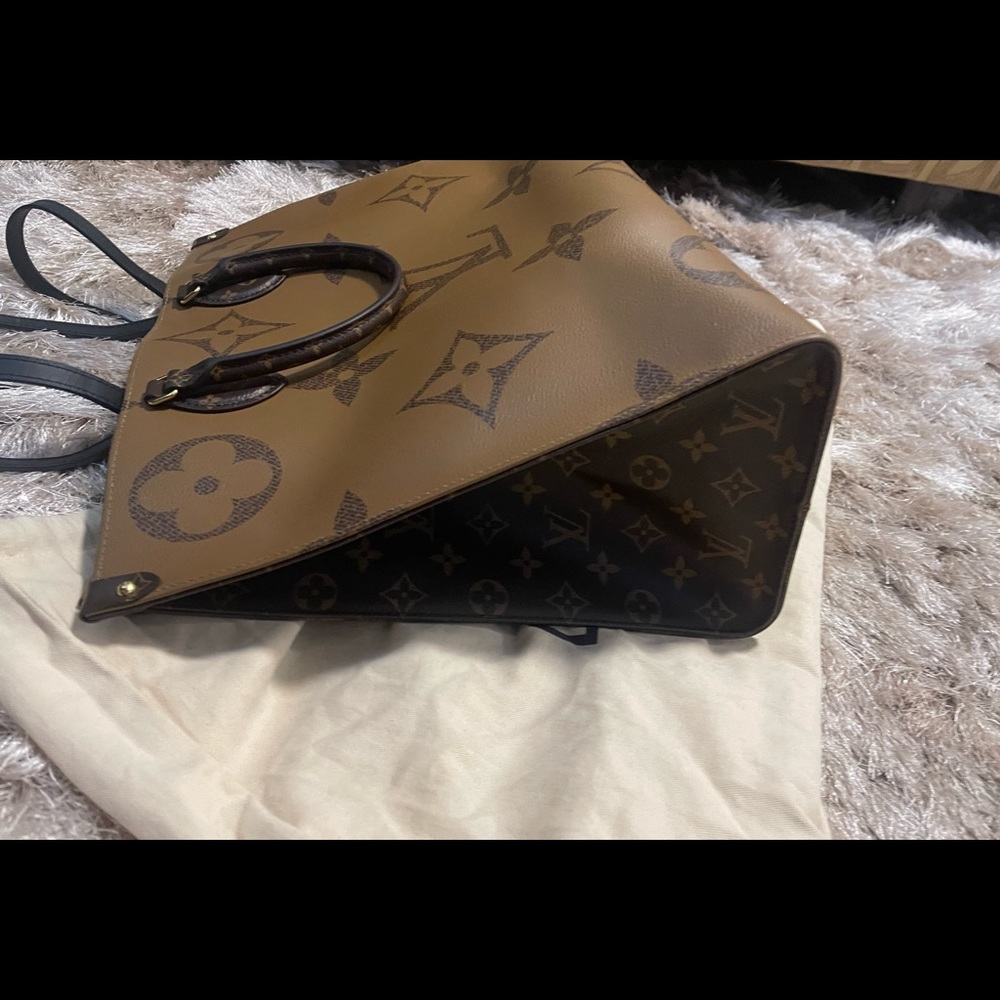 Barely Used. On-The-Go Lv (Large) Impulse Buy.. W… - image 4